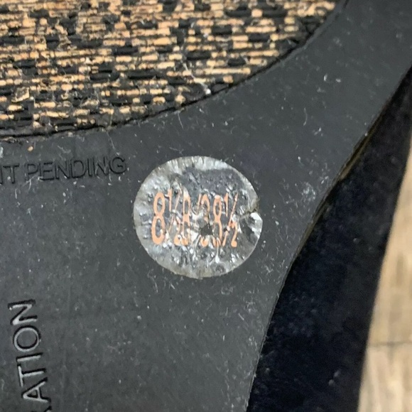 BCBGeneration Wedges Shoes 8.5 Black Suede Patent - Picture 7 of 8